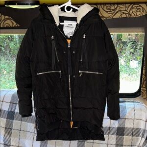 Orolay Women's Black Puffer Jacket